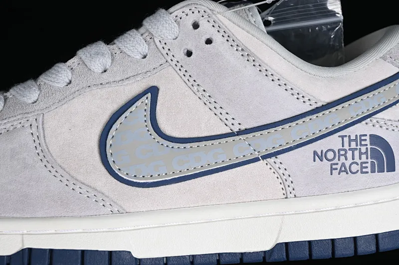 All Categories Nk SB Dunk Series Nk SB Dunk Low Low-top sneakers F version Nk Dunk Low North CDG joint-green Three-party joint SB low-top casual sneakers FC1688-179